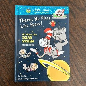 ❤️‍🔥 $5 ❤️‍🔥 or 3 /$12 ❤️‍🔥 There’s No Place Like Space Book